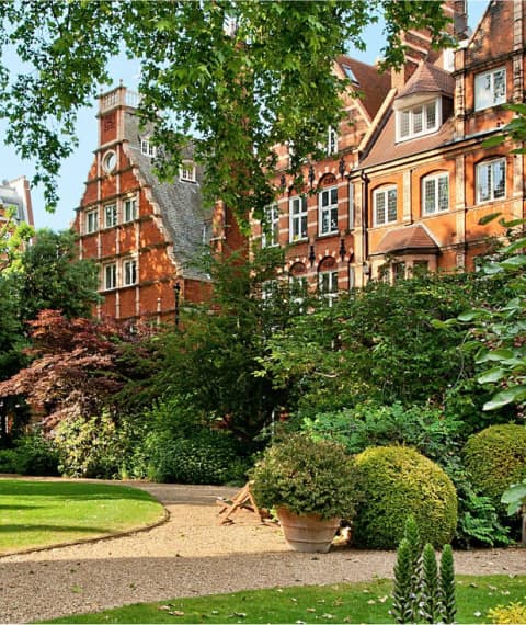 {{ image_alt:property-winkworth-2x.jpg }}